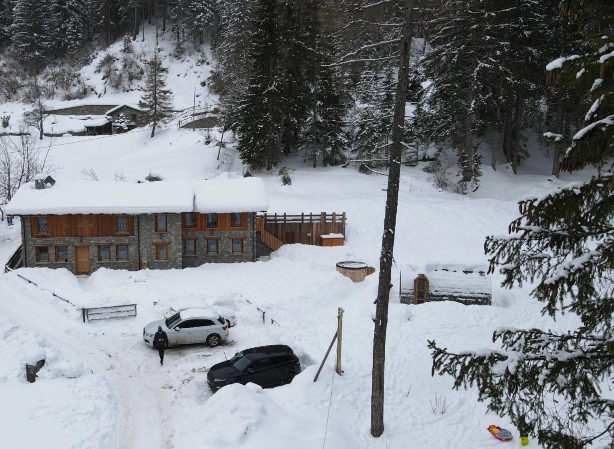 Chalet Resort Sozzine ปอนเตดีเลโญ ภายนอก รูปภาพ