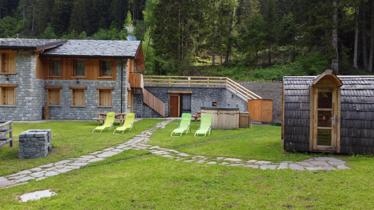 Chalet Resort Sozzine ปอนเตดีเลโญ ภายนอก รูปภาพ